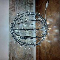 DecoLED LED sv�teln� koule, ledov� b�l�, �ern� kabel, pr. 60 cm