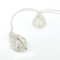 ACA Lighting "kovov� listy", 10 LED dekora�n� �et�z na baterie (3xAA), tepl� b�l�, st��brn�, kov, IP20, 135+30cm �ir� p��vodn� kabel X061011251