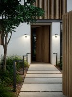 NORDLUX Rica Round venkovn� sloupkov� sol�rn� sv�tidlo se z�pichem �ern� 2118158003