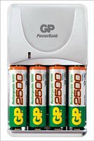 Nab�je�ka bateri� GP Power Bank M520 +4xGP2500 mAh